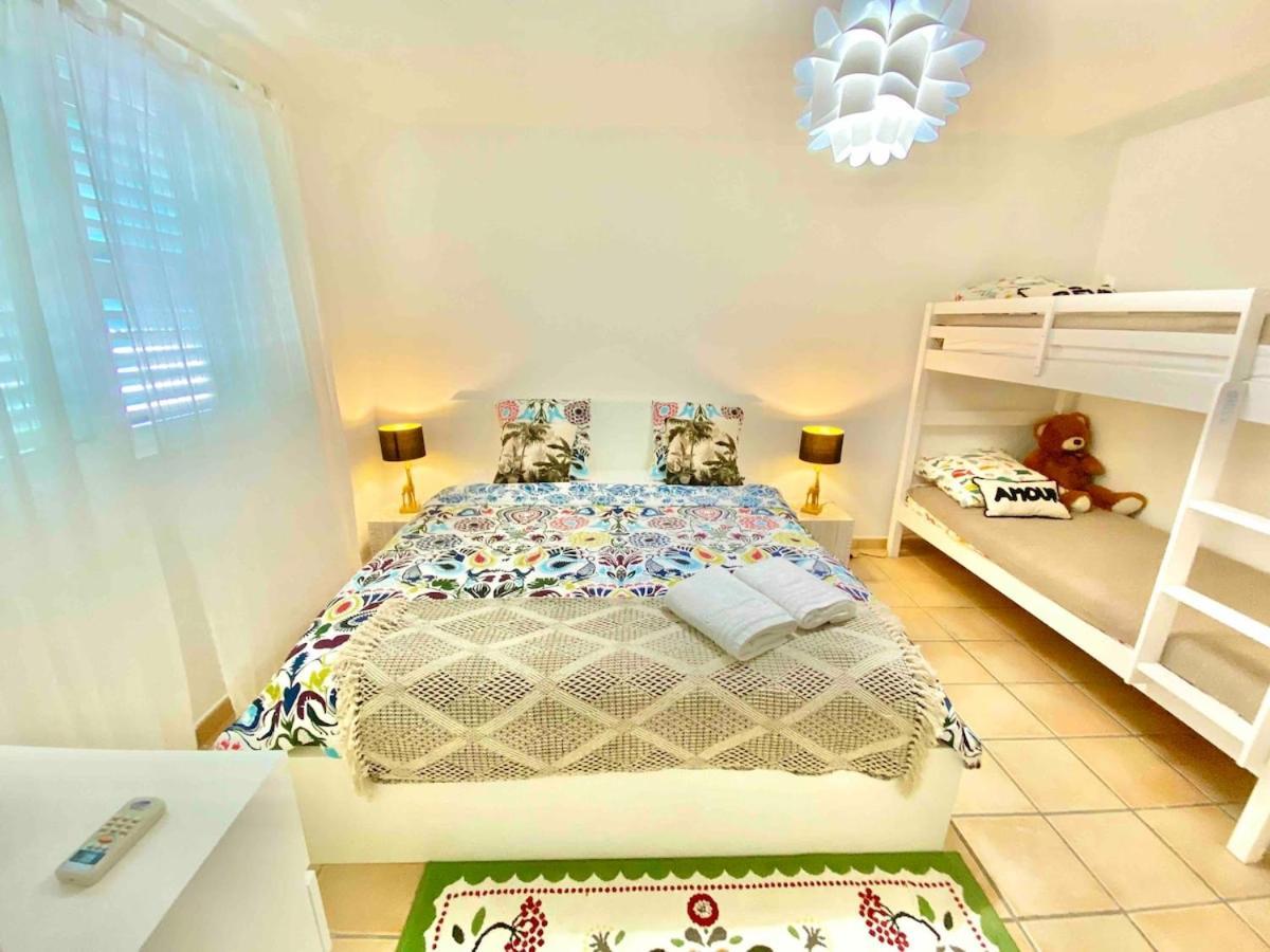 Villa Magellan, Walkable Orient Bay Beach, Private Pool Экстерьер фото
